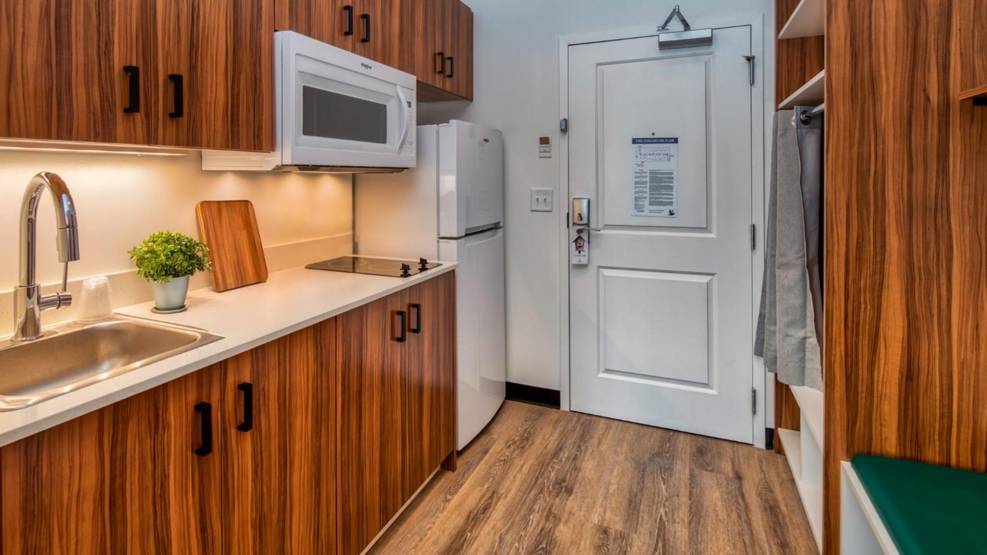 Uptown Suites Extended Stay Tampa Fl - Riverview Экстерьер фото